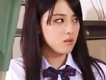 「もう許して下さい…」お人好しの嫁を犯す義父巨乳人妻麻里梨夏のエロ動画