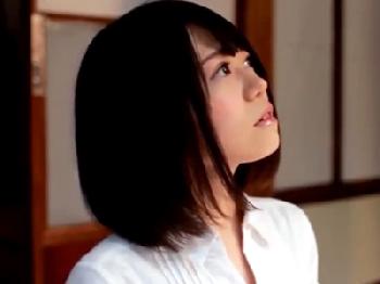 美形少女女子校生がおねしょ→家庭教師の先生にバレてペニ棒奴〇にW美少女ロリのエロ動画