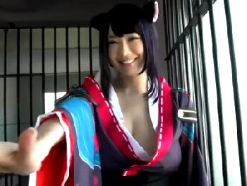 Jカップ美巨乳コスプレヤーのRIONちゃんがキモオタたちに何度も中出しされるWロリのエロ動画