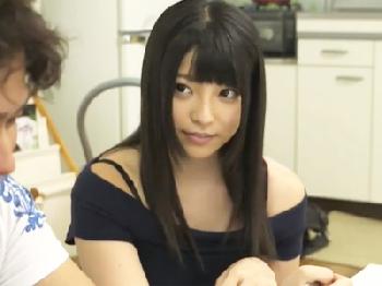 自宅で勉強してたら隣の部屋からHな声が聞こえてきて欲情した友人男女が‥巨乳美少女のエロ動画