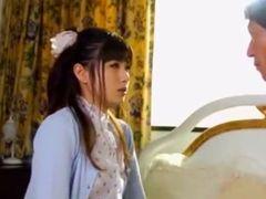 ドラマの役作りの為に淫乱な演技指導しちゃう！美少女フェラのエロ動画