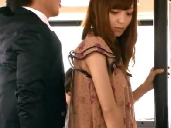 『やめてくださぃ！』残虐痴漢に襲われて抵抗できずに陵辱されたお姉さんレイプのエロ動画