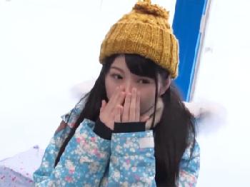 ミニ系顔の美形少女がマジックミラー号に乗車→流れに流されて濃密パコ展開美少女ロリ中出しのエロ動画