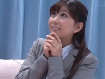 細身で清潔感あふれるきれいなお姉さんOLが長男性器に思わず歓喜アクメのエロ動画