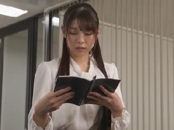 狙われた社長秘書！清掃員の男が力任せに否応なしに強姦！お姉さんOLレイプのエロ動画