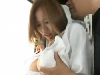 家計を助けるために働きに出た新妻が通勤の電車で非情の痴漢強姦の餌食に…お姉さん人妻レイプのエロ動画