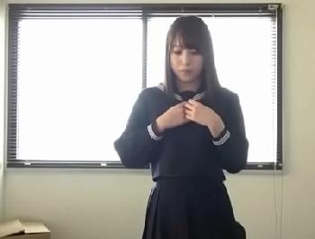 「先生の陰茎…気持ちぃ♡」風紀を乱す女子校生を教師たちが凌辱→汚い大人たちに回れながらも感じてしまう淫乱女子美少女ハメ撮り乱...