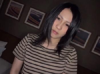 顔面偏差値高過ぎ！こんな細身な美形少女がガチムチ黒人に挿入されるなんてWお姉さんハメ撮りのエロ動画