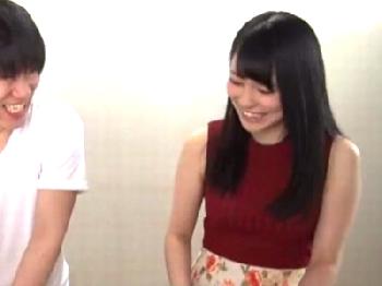 不慮の事故で彼氏の弟を怪我させた大きいオッパイ娘が慰めファックでマジ喘ぎW巨乳お姉さん中出しのエロ動画