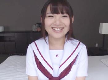 「せーし、いっぱい出たぁW」制服姿の巨大乳童顔女子校生と援助交際ハメ撮り→無毛マンコを好き放題ズボハメ！巨乳美少女ロリ顔射の...