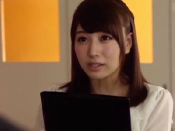 「大っきぃッ」放課後の教室で同僚教師を誘惑するド淫乱な女性教師お姉さん痴女女教師パンストのエロ動画