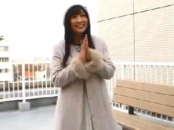 大槻ひびきの激しい腰振り騎乗に耐えきれず濃い精液大量中出し！お姉さん乱交のエロ動画