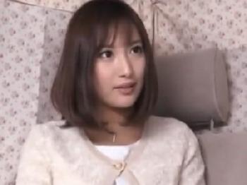 素人奥さんをナンパ成功！即ホ連れ込み中出しファック！人妻のエロ動画