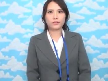 ラップ一枚で素股体験した美人社員が最終的にナマ姦されて中出しされちゃうOLのエロ動画