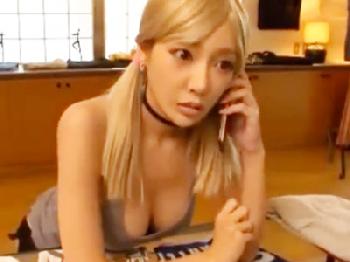 回覧板を届けた家の奥様が凄い格好で風呂掃除→理性崩壊パコ巨乳人妻のエロ動画