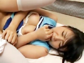 プロデューサーに枕営業を強要されハメ撮り撮影される地下アイドル娘美少女ロリ顔射のエロ動画