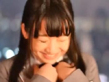 何も知らないガチ幼顔娘を他人に抱かせるパパ女子校生美少女ロリのエロ動画