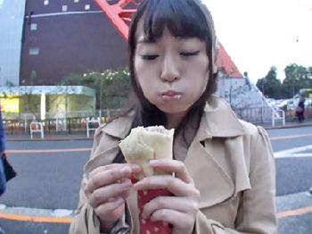 人がいる野外で抜いて子種臭を撒き散らしながら食ザーハイキング美少女フェラ手コキ乱交羽月希のエロ動画