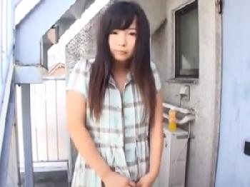 帰宅中の少女をマンションの屋上に連れ込み子作りを教え込むヤバイやつ美少女ロリパイパン中出しのエロ動画