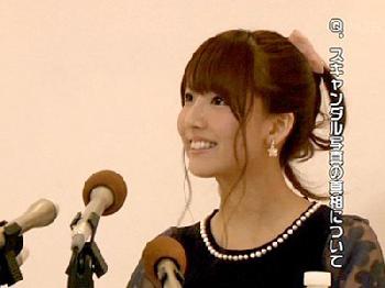 Hなインタビューに戸惑う元アイドルの初々しいデビュー作OLフェラ手コキ三上悠亜のエロ動画