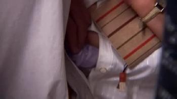 満員電車で痴漢からガチハメまで発展するかすみ果穂ちゃん巨乳お姉さん痴女のエロ動画