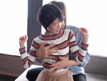 ショートヘアの美形少女感溢れる女子と主観でイチャコラSEX巨乳美少女お姉さんハメ撮りのエロ動画