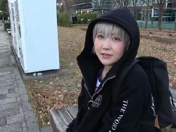 人気同人コスのムチムチショートヘアレイヤーにたっぷり種付けするオフパコ乱交美少女ロリコスプレ中出しのエロ動画