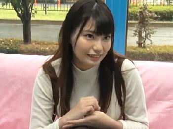 彼女がビキニ姿を披露→ムラムラしたのでラブパコ美少女中出し真野ゆりあのエロ動画