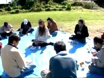 『始まっちゃえば…気にならないんじゃ…』ガチホームレスの方々と中出し大乱交した美形ギャルのエロ動画