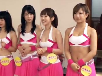 どんな要望にも応えてくれる温泉コンパニオン達と大乱交パーティー！巨乳美少女お姉さん痴女顔射のエロ動画