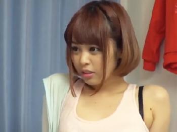 美人な隣人とラッキー淫乱→潮吹いてイキまくるド淫乱でした巨乳美少女お姉さん痴女潮吹きのエロ動画