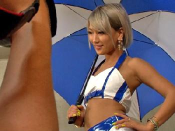 こんなレースクイーンがいたらと願ってやまない男の理想に中出し巨乳ギャルAIKAのエロ動画