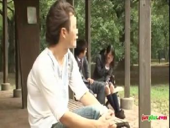 素人女子校生拉致ってローター仕込み彼氏の前でオンオフして反応楽しんでから帰り際に強姦する残虐男W美少女ロリ顔射フェライラマチ...