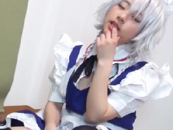 真面目そうな美形少女コスプレイヤーはかなり淫乱で小刻みピストン中出しイキ美少女ハメ撮りのエロ動画