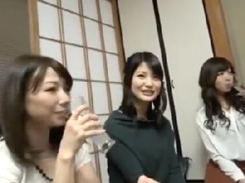 ドスケベと噂の生保レディを集め合コン開催→酔った勢いで中出しSEXお姉さん痴女人妻盗撮のエロ動画