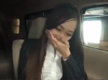 試乗車の中で生姦までさせてくれる肉弾営業の大きいオッパイ美人カーディーラーお姉さんギャルのエロ動画