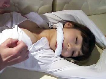 薬を盛られて眠らされた巨乳美形お姉さんが泣き叫んでも容赦なしの中出し性的暴行調教！レイプ石原莉奈のエロ動画
