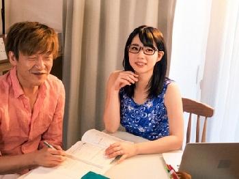 な奥さんカテキョが浪人生に寝取られる…その寝取られビデオを送り付けられた夫が！巨乳家庭教師人妻めがねハメ撮りのエロ動画