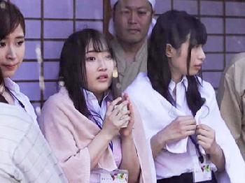 突然のゲリラ豪雨で近所の温泉宿で雨宿りしてた美人OL3人組を輪姦中出しレイプ！巨乳美少女お姉さん乱交のエロ動画