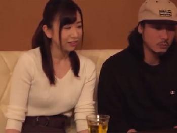 スタイル抜群のきれいなお姉さんがマッサージだと騙された結果→中出し展開痴女のエロ動画