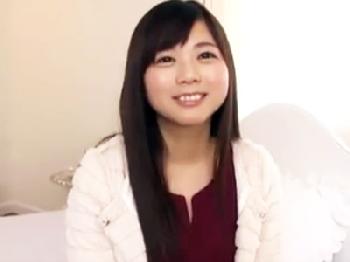 清麗でビックおっぱいな美形少女が初めての生ハメパコで絶頂潮吹き噴射アクメ巨乳美少女のエロ動画