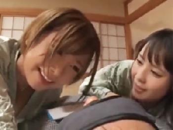 和室で浴衣姿の美形少女コンビと贅沢3Pプレイ→容赦ない快楽責めで即射精美少女お姉さん佐倉まなのエロ動画