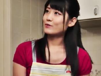 隣人の爺さんにデカチンをぶち込まれて情婦に堕ちた若奥様美少女人妻レイプのエロ動画