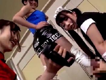 『ちょっともう出しちゃって～♡』パンチラ全開！痴女様たちに責められてハーレム乱交射精巨乳パンストのエロ動画