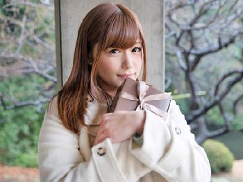 美形少女が大好きな男と恋人みたいなイチャイチ性交巨乳美少女紺野ひかるのエロ動画