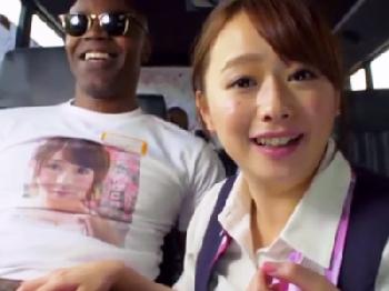 凄フェラチオテクを持ったお姉さんが黒人の巨大チンポを時間内に射精チャレンジ巨乳のエロ動画