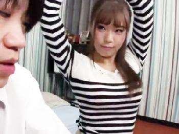 「もーしょうがないなぁ‥」勉強に集中できない生徒の為に中出しSEXさせてあげる家庭教師お姉さんのエロ動画