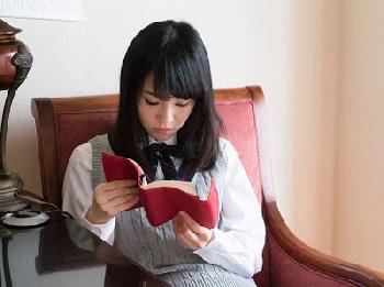 真面目そうな黒髪女子校生→本よりも肉棒に夢中になって自らベロキス生ズボ絶頂絶頂美少女ロリのエロ動画