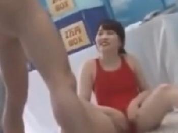 男友人とエロミッションに挑戦→結局性行為しちゃった素人娘お姉さんのエロ動画