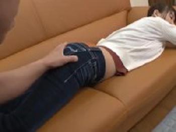 パンツをチラ見せしてるローライズ女をねじ伏せて強姦巨乳お姉さんレイプのエロ動画